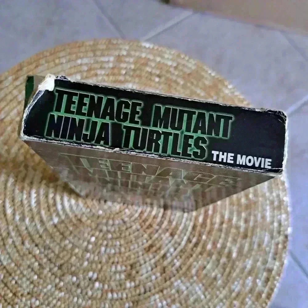 TEENAGE MUTANT NINJA TURTLES 1990 VHS THE MOVIE - Picture 4 of 8